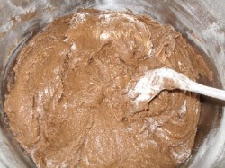 Медовый торт Коровка с вареной сгущенкой