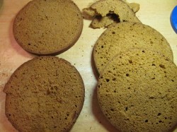 Медовый торт в мультиварке с вареной сгущенкой