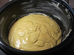 Медовый торт в мультиварке с вареной сгущенкой