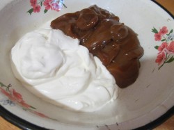 Медовый торт в мультиварке с вареной сгущенкой