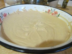 Медовый торт в мультиварке с вареной сгущенкой