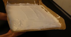 Меренговый рулет с лимонным кремом