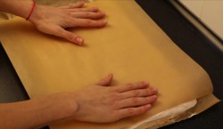 Меренговый рулет с лимонным кремом