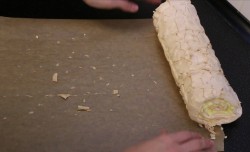 Меренговый рулет с лимонным кремом