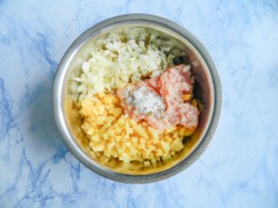 Мини курники с курицей - шаг 10 Мини курники с курицей - шаг 10