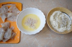 Минтай жареный на сковороде - шаг 4