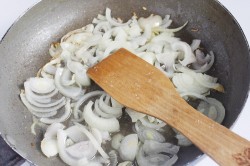 Минтай под маринадом из моркови и лука