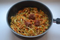 название картинки Филе минтая с овощами в духовке