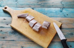 Минтай с майонезом морковью