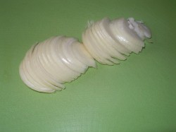 название картинки Минтай с шампиньонами в сметане в духовке