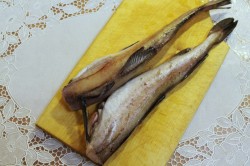 Минтай сметана морковь лук в духовке