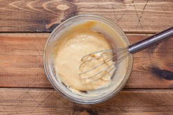 Филе минтая в кляре на сковороде - шаг 4