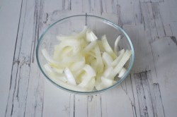 Минтай в сметане в духовке