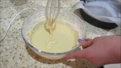 название картинки Многослойный заливной пирог на кефире с мясом и грибами