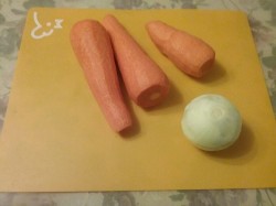 название картинки Морковь тушеная с черносливом