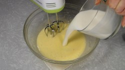 Морковно-апельсиновый кекс с клюквой