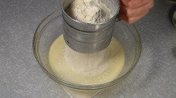 Морковно-апельсиновый кекс с клюквой