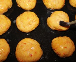 Морковные булочки с морковью и маком