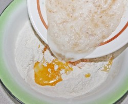 Морковные булочки с морковью и маком