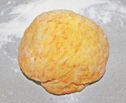 Морковные булочки с морковью и маком