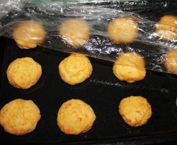 Морковные булочки с морковью и маком