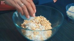 название картинки Морковный пирог с ванильным вкус овсяными хлопьями и курагой