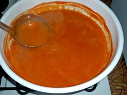 Морковный сок на зиму в домашних условиях