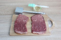 название картинки Мраморная говядина на сковороде