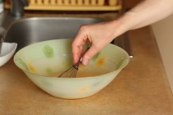 Муссовый торт с зеркальной глазурью Медовый