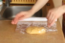 Муссовый торт с зеркальной глазурью Медовый