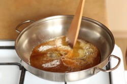 Муссовый торт с зеркальной глазурью Медовый