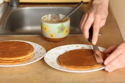 Муссовый торт с зеркальной глазурью Медовый