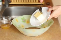 Муссовый торт с зеркальной глазурью Медовый