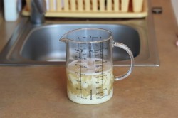 Муссовый торт с зеркальной глазурью Медовый