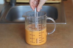 Муссовый торт с зеркальной глазурью Медовый