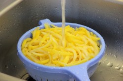 название картинки Мягкие лимонные цукаты в сиропе