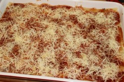 название картинки Мясная лазанья с грибным соусом