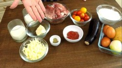 название картинки Мясной пирог на подушке из картофельного теста