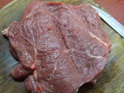 название картинки Фаршированный мясной рулет с шампиньонами