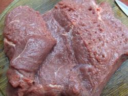 название картинки Фаршированный мясной рулет с шампиньонами