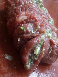 название картинки Фаршированный мясной рулет с шампиньонами