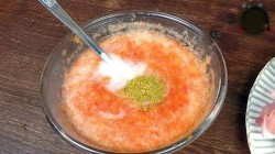 Мясные рулеты с сырно-грибной начинкой