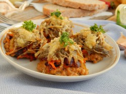 название картинки Мясные стожки из фарша в духовке