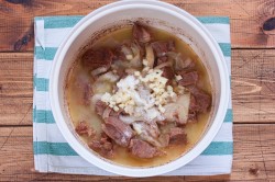 Мясо говядина по кремлевски в мультиварке - шаг 4