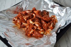 название картинки Мясо кусочками в духовке