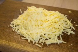 Мясо по французски классически в духовке с картошкой