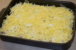 Мясо по французски классически в духовке с картошкой