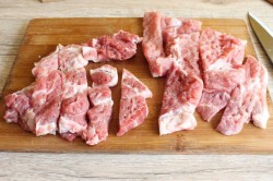 название картинки Мясо по-французски в мультиварке с картофелем