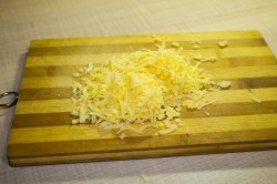 Мясо по французски из свинины с помидорами и картошкой