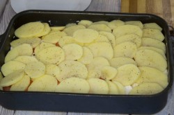 название картинки Мясо по королевски в духовке